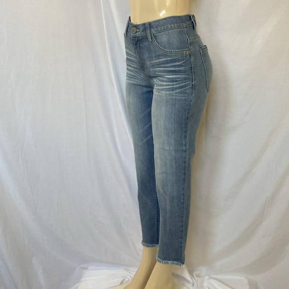 WIT & WISDOM Jeans Women’s Tummy Control Size 6 Crop Skinny Frayed Hem NWOT - Picture 4 of 10